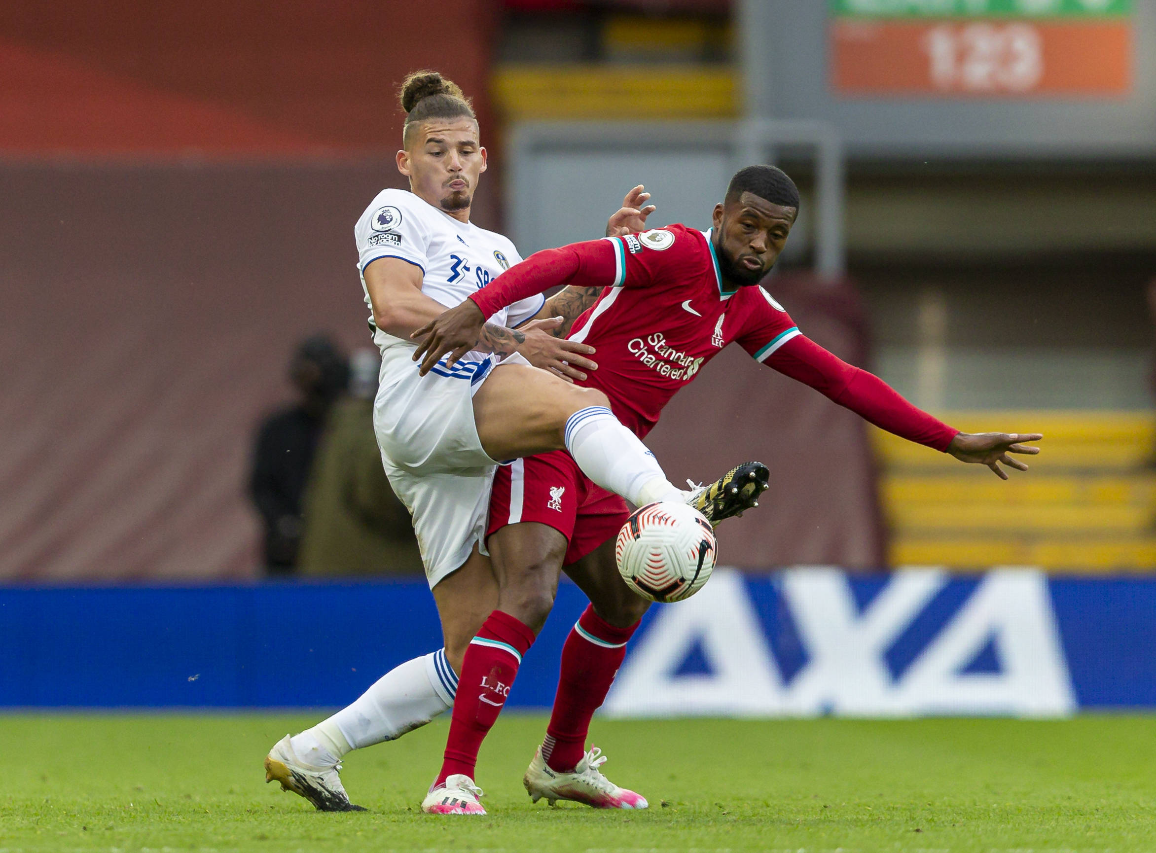 员集体辞职 员集体辞职